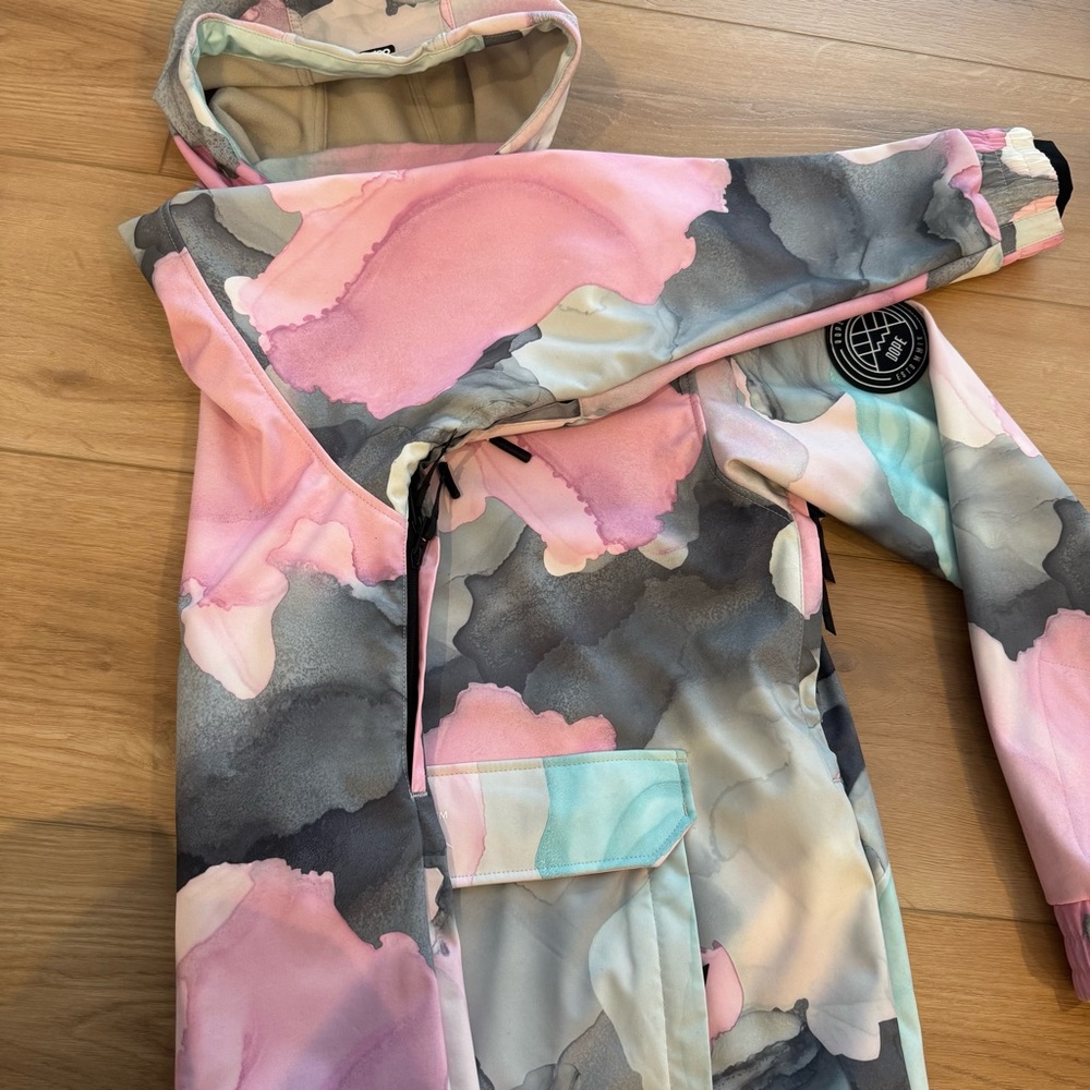 DOPE Women's Ski Anorak in Pink, Light Blue & Gray Watercolor Camo - Picture 8 of 8